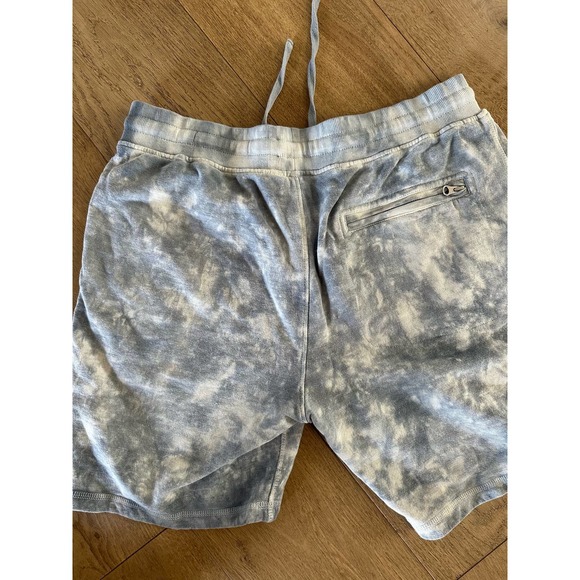 Outerknown blue tye dye style drawstring shorts size Large - Picture 4 of 9
